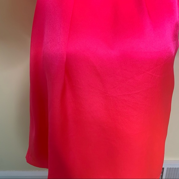Victoria’s Secret Bright Pink Silky Robe - Picture 10 of 15